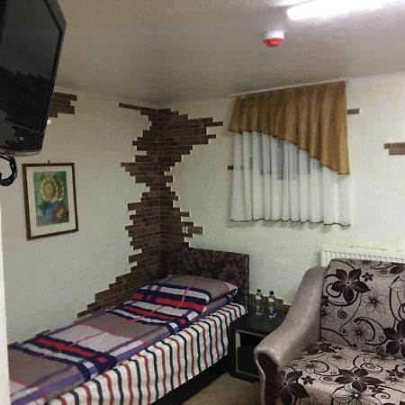 Hotel Rafinad Λβιβ Εξωτερικό φωτογραφία